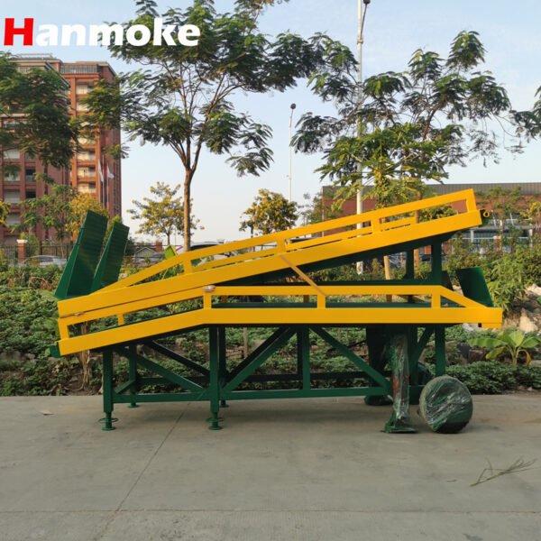 2-Part Folding Loading Ramps4 2-Part Folding Loading Ramps