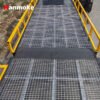 Dock Ramp Platform with Integrated Leveler (4) Dock Ramp Platform with Integrated Leveler (1)