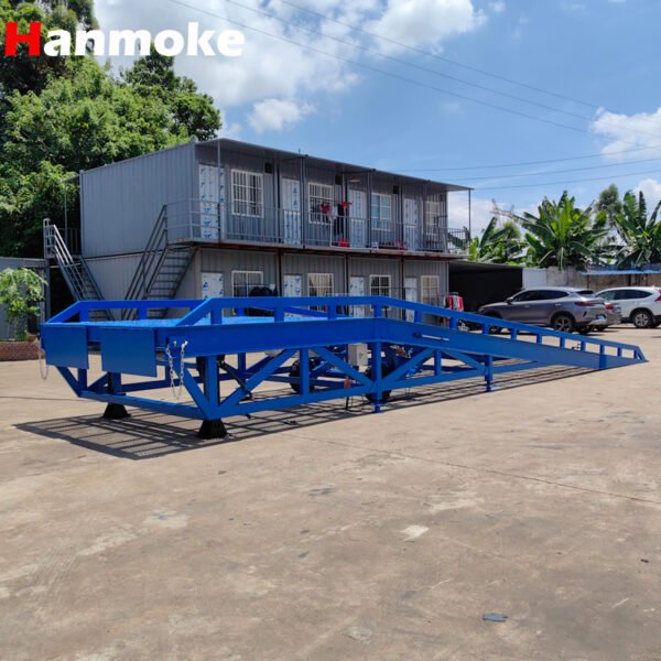Heavy-Duty Electro-Hydraulic Mobile Yard Ramp